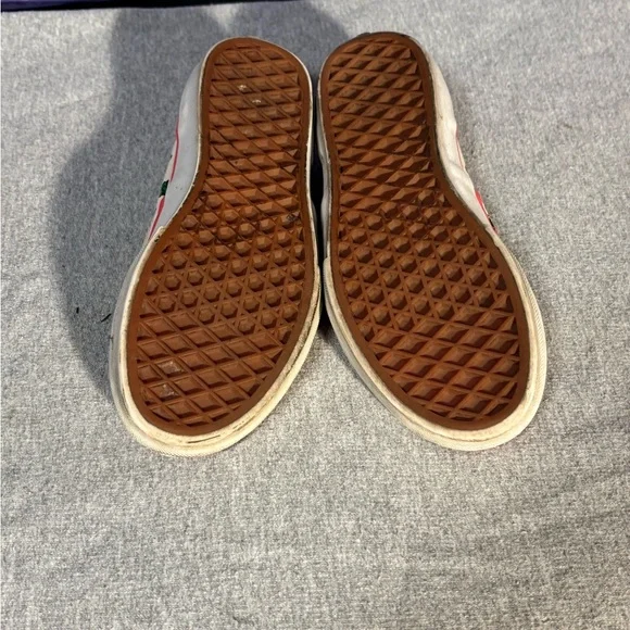 Vans Kids Strawberry Print Slip-On Sneakers - Picture 6 of 9